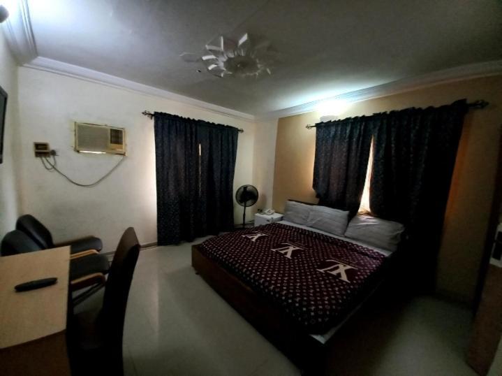 Cristabol Hotel Lekki Extérieur photo